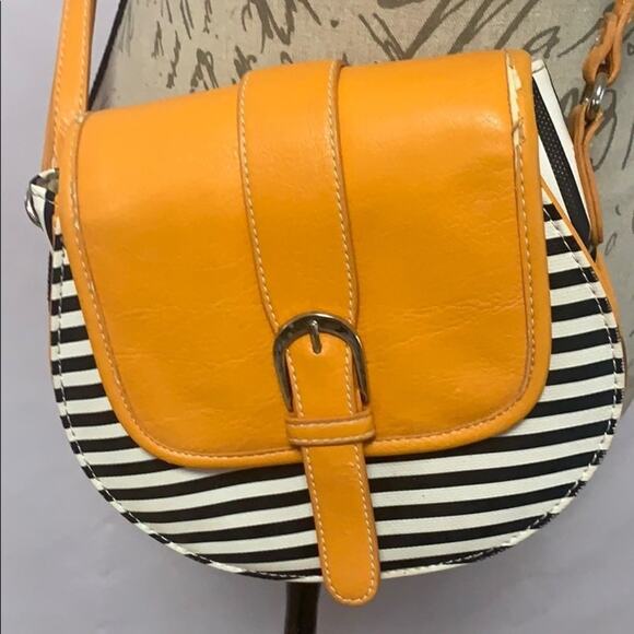SASSY DUCK CROSSBODY BAG - Picture 2 of 14